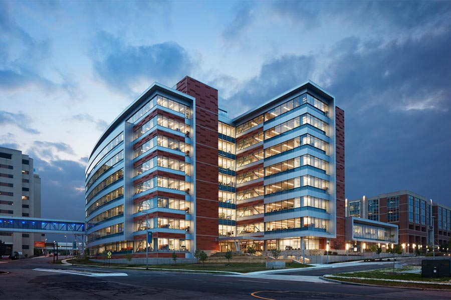 Hub for collaborative medicine